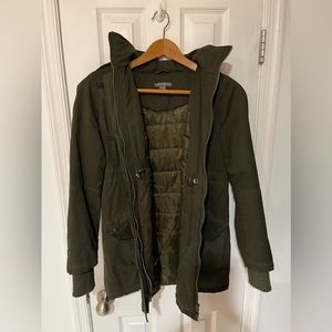 Pea in the Pod winter maternity coat! Hunter green color.